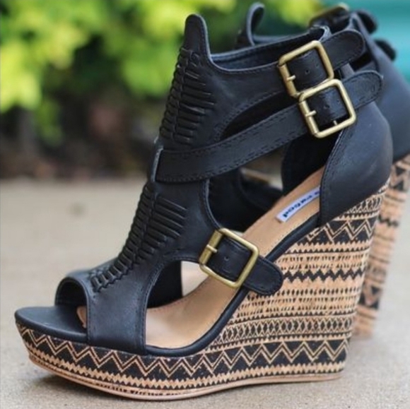 Not Rated Trafalgar Square Peep Toe Espadrille - Picture 5 of 6